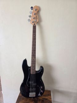 Squier Affinity Precision Bass PJ Black 2020