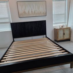 California King Bed And Dresser 