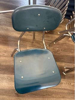 Classroom chairs - Blue
