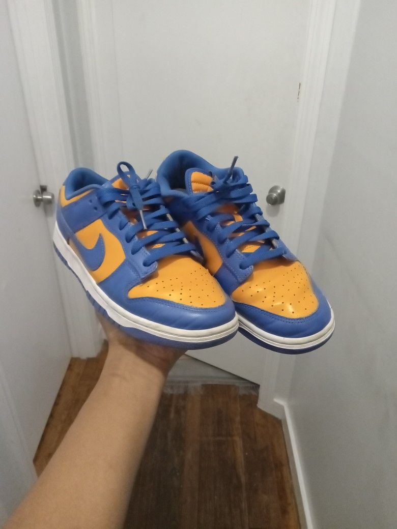Dunk Low Retron Knicks