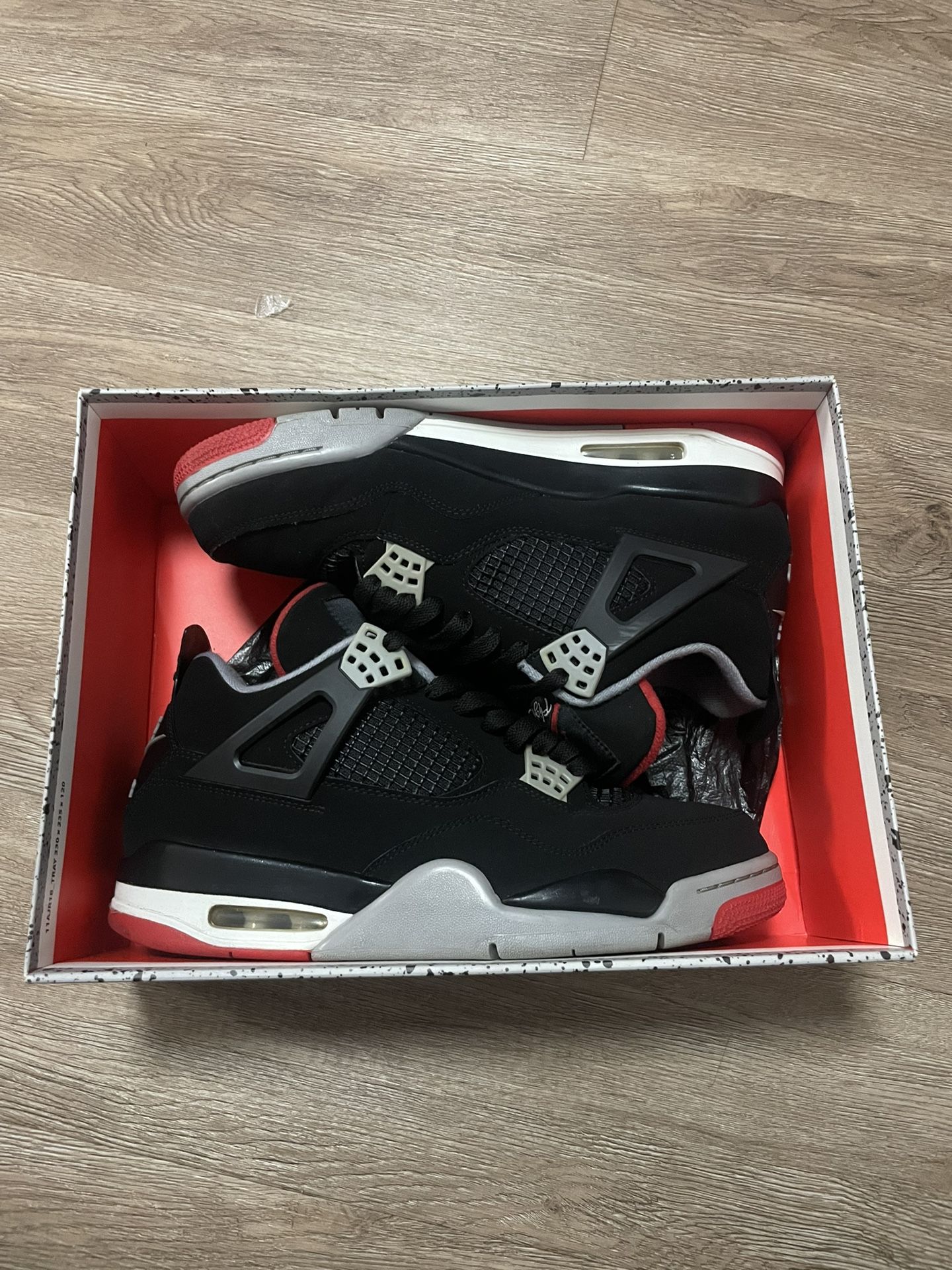 Jordan 4 Bred 