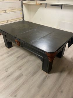 Pool table