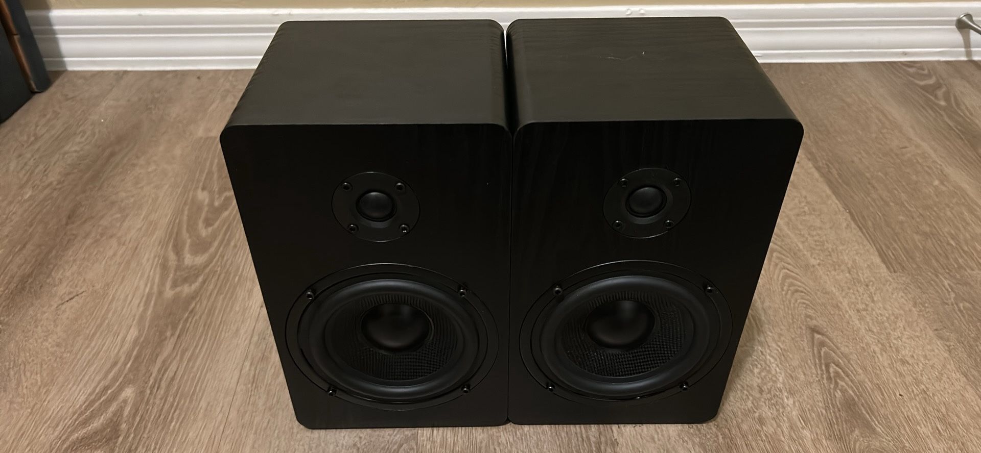 Rockville Bookshelf Speakers