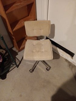 Rolling Computer Chair