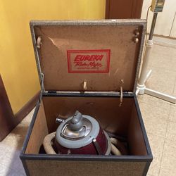 Working Vintage Eureka Roto-Matic Swivel Top cleaner
