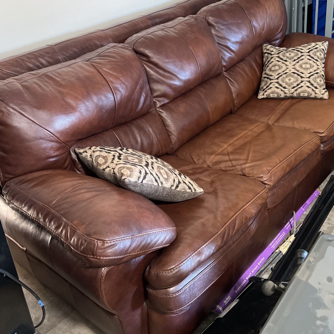 Real Leather Couch W Pull Out Bed And Love Seat