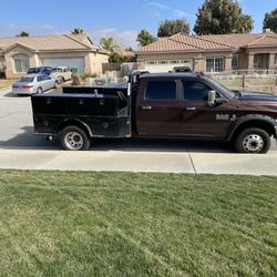 2014 Dodge 3500 Laramie 4x4