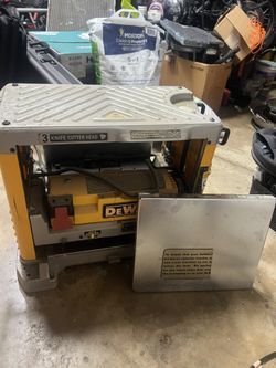 Dewalt Bench Planer