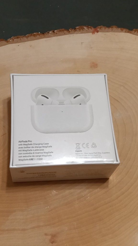 Airpods 1st And 2nd Generation 
