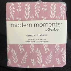 Fitted crib sheets