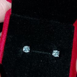 SS-925, 0.5 0CTW GENUINE MOISSANITE SCREW BACK STUDS!!