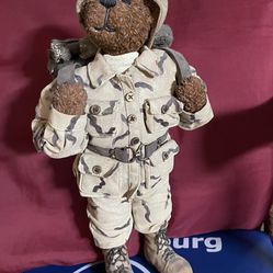 Boyd’s Bears Resin Army Figure GI Bearsley The Crumpletons