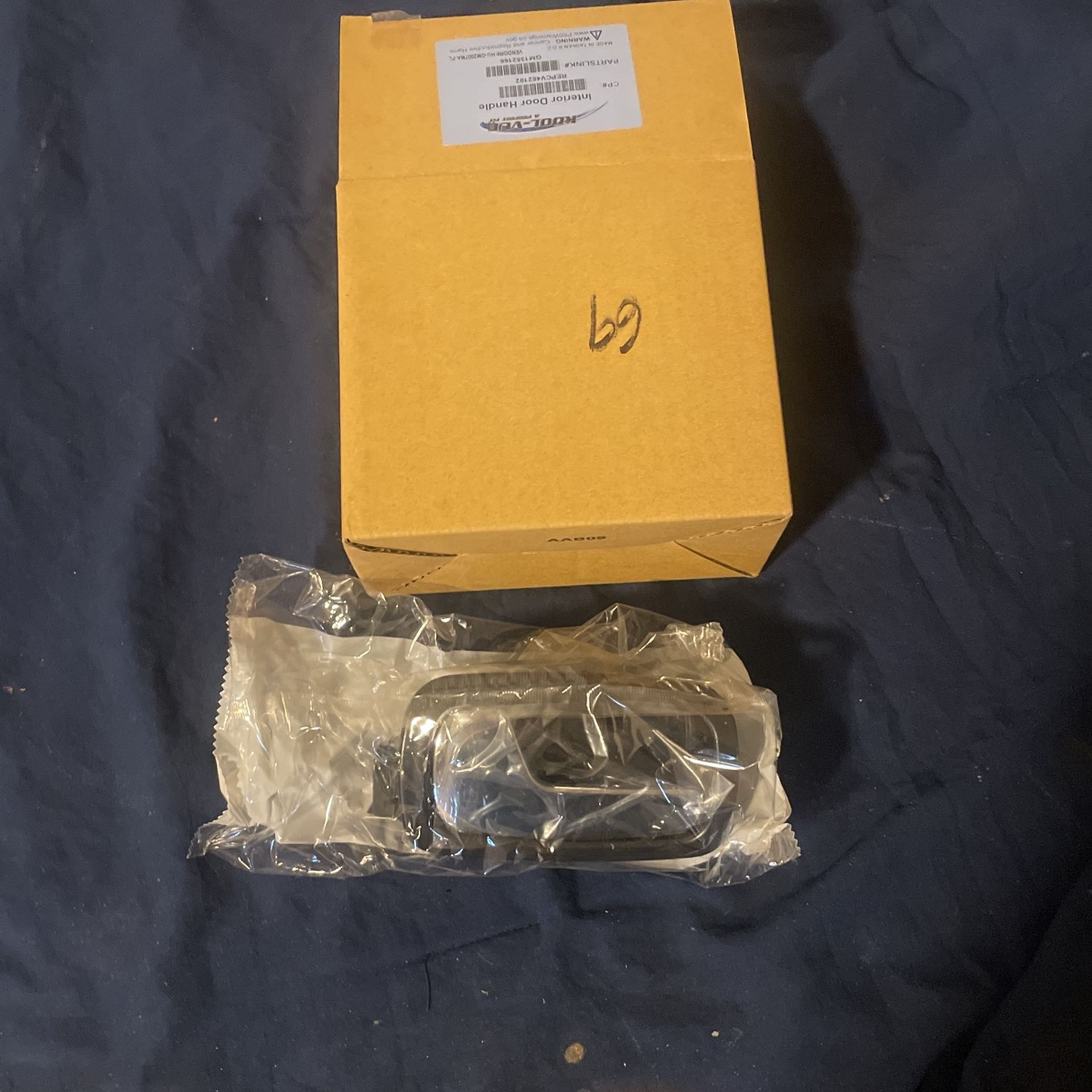 2005 To 2010 Chevy Colbolt Interior Driver Side Door Handle Brand New