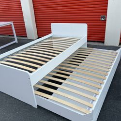 Ikea Trundle Twin Two Beds 