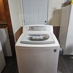 LG WASHER XL CAPACITY GOOD CONDITION HEAVY DUTY DELIVERY AVAILABLE FOR EXTRA FEE WE DO REPAIRS 