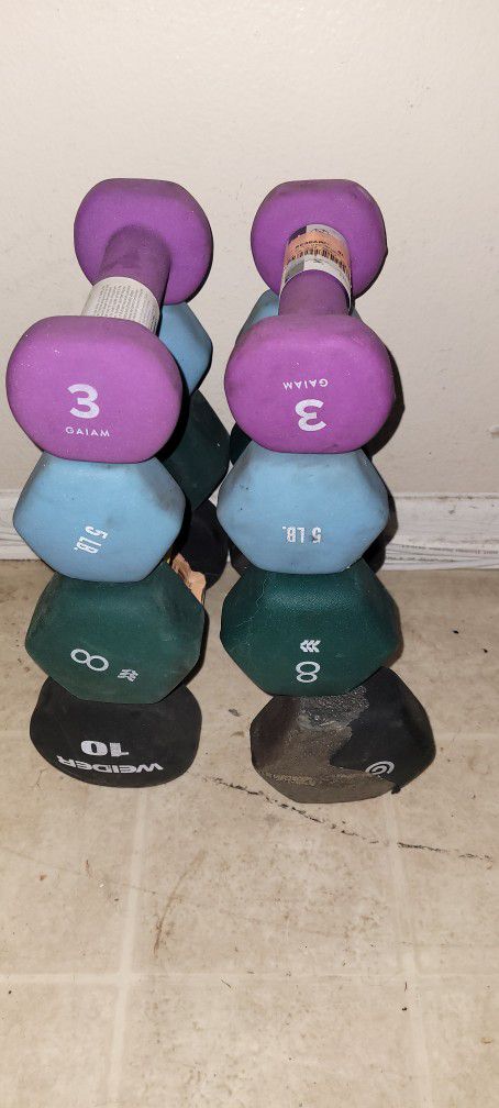 Dumbbells  All 4 Set For $28 Price Firm Corona92879 