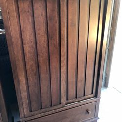 Chest dresser