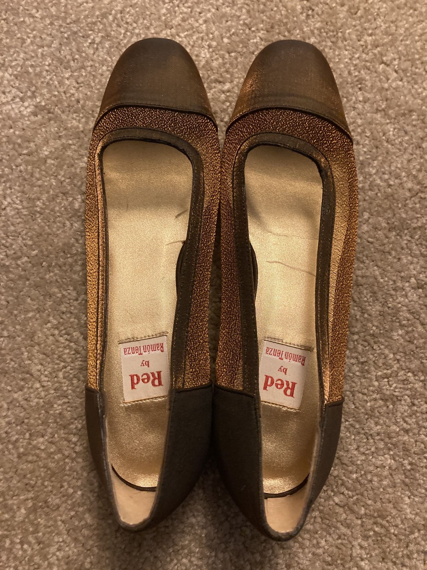 Women's shoes: Red by Ramon Tenza, Spain, New w/o box, size 9