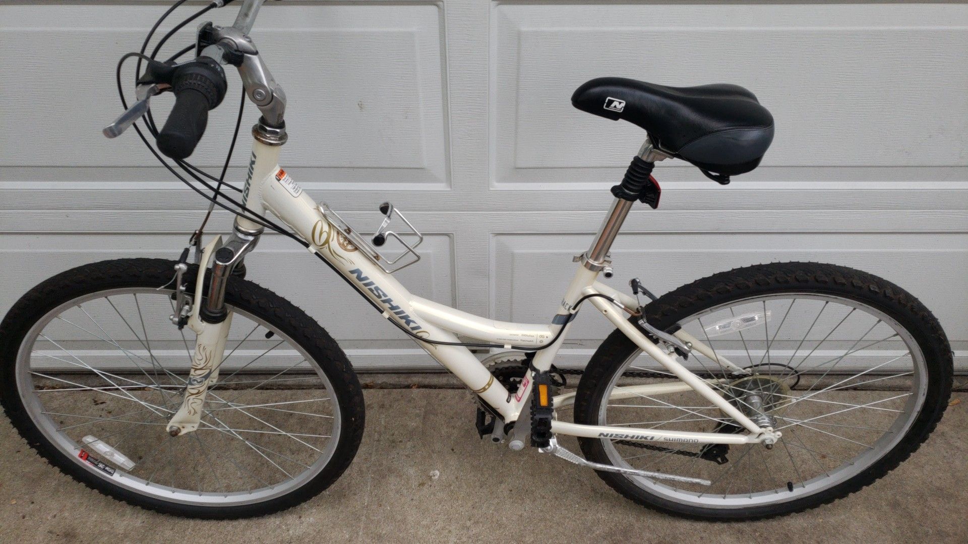 nishiki adult tamarack comfort bike