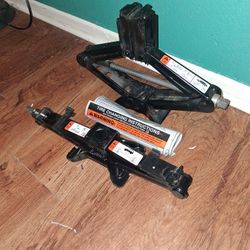 Tire Jacks 