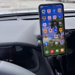 21-24 Toyota Camry Cell Phone Holder (3M Adhered Adjustable Vent Dashboard Cell Phone Holder) 21-24 Toyota Camry Cell Phone Holder (3M Adhered Adjusta