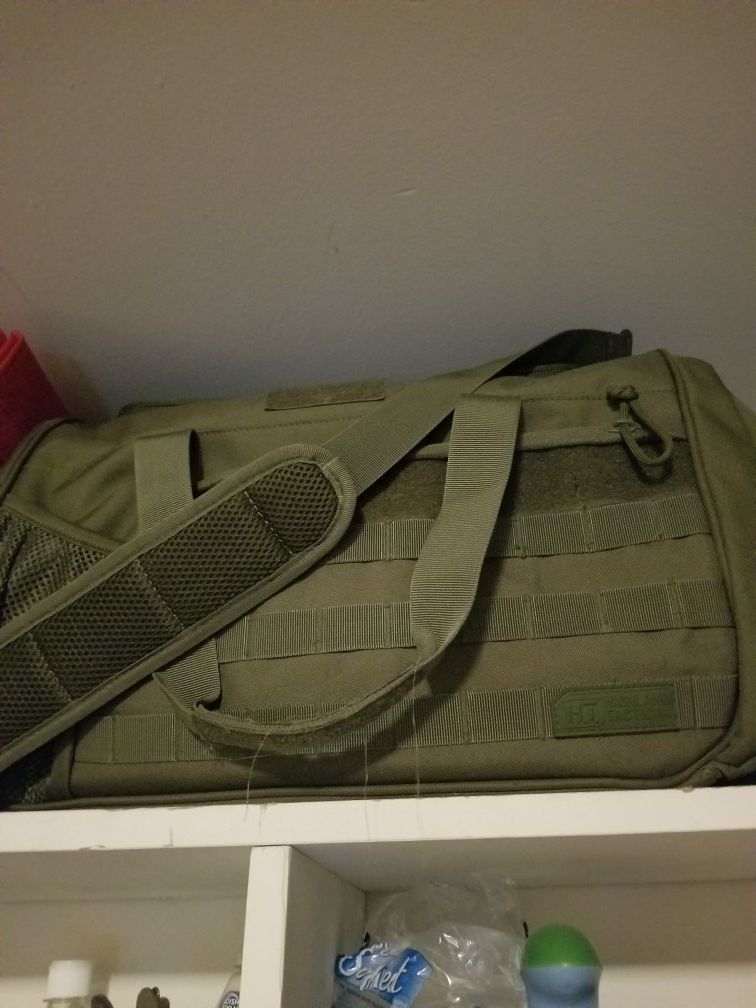 Military style duffle bag