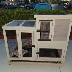 Rabbit HUTCH On Wheels