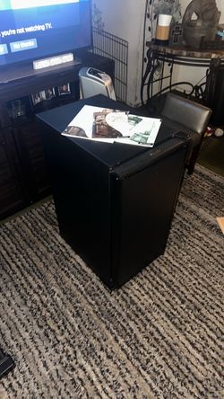 U-Line Compact Refrigerator – Premium Brand – Works Great – $350 OBO (send offer)