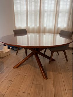 Round Dining Table ( 60")