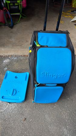 Slinger bag tennis ball machine with Oscillator