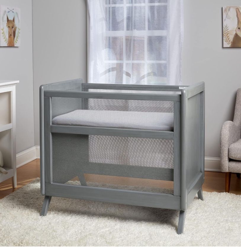 Breathable Baby Mini Crib and Newton Mattress