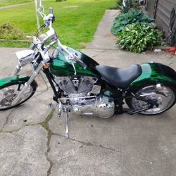 2005. Custom   Harley  Fxstd