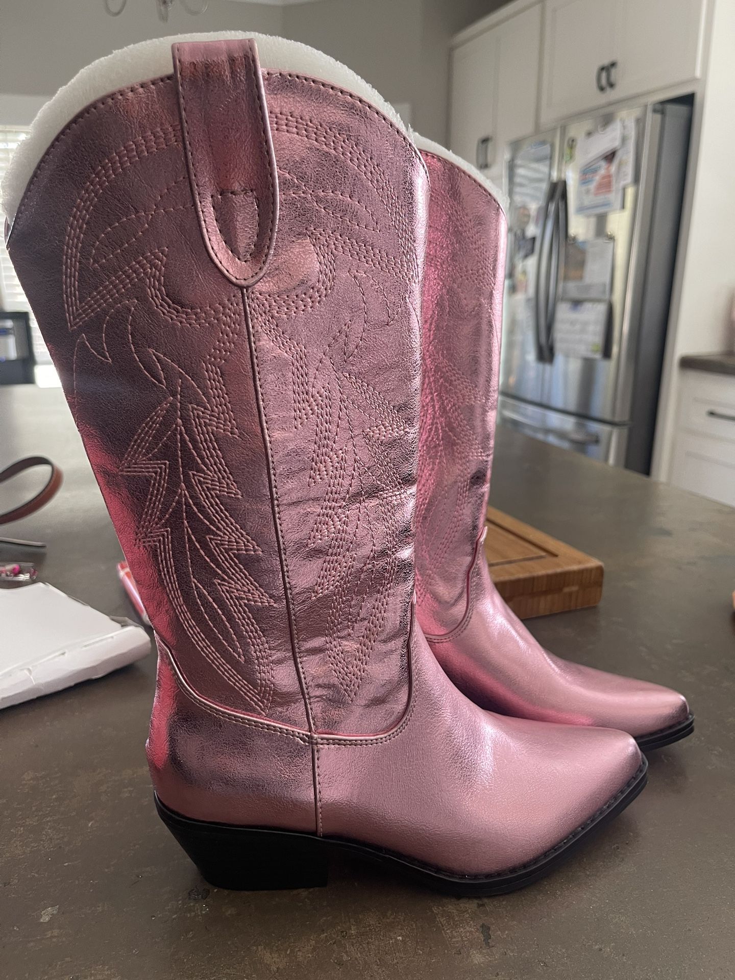 Madden Girl Redford Boots Light Pink Metallic Size 6 Cowboy Western