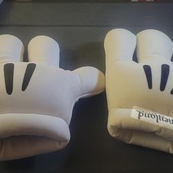 Mickey Mouse Hand Glove