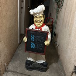 Restaurant Chef Welcome Figurine
