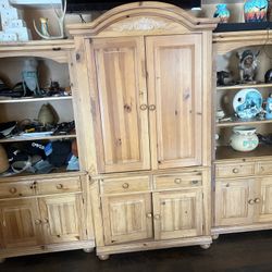 Broyhill Fontana Style “3 Pieces Entertainment Wall Center “