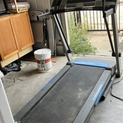 Treadmill 