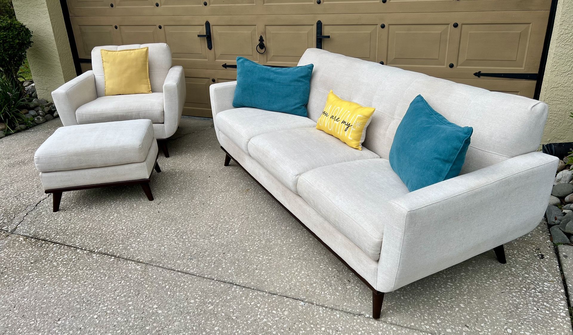 ✨ Mid-Century Sofa, Chair & Ottoman ✨