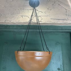 BROWN HANGING POT 