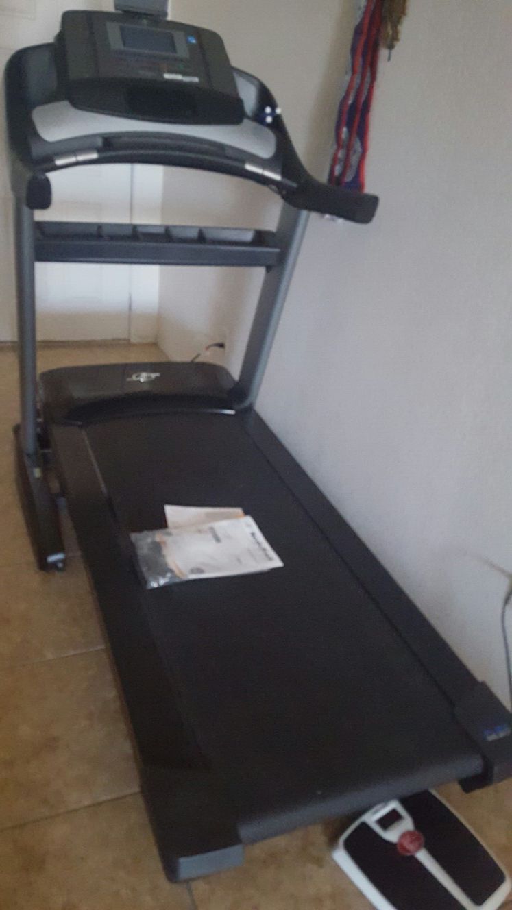 Latest NordicTrack Elite 3750 Treadmill