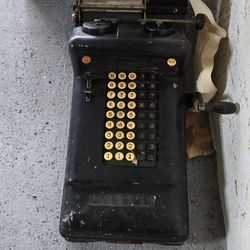 Vintage BURROUGHS Hand Crank Adding Machine / Calculator