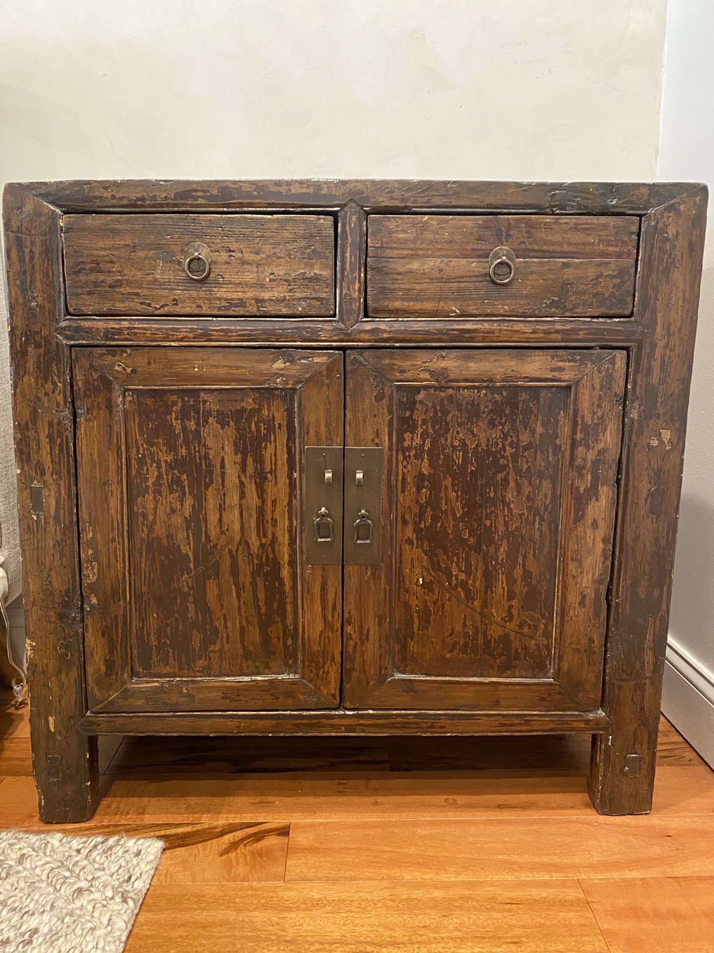 Antique Chinese Cabinet with Drawers