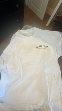 Skate Club At UC Riverside, Tee