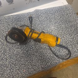 DEWALT DWE402 4.5-inch Small Angle Grinder. 