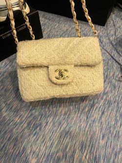 Purse Moving sale