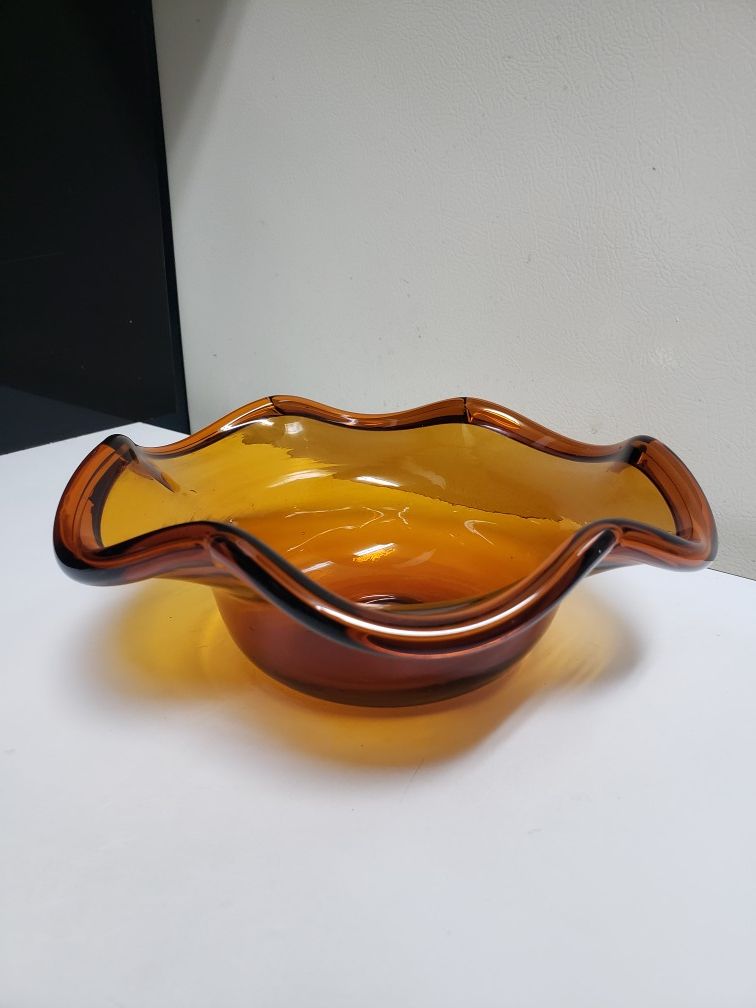 Scalloped amber glass bowl