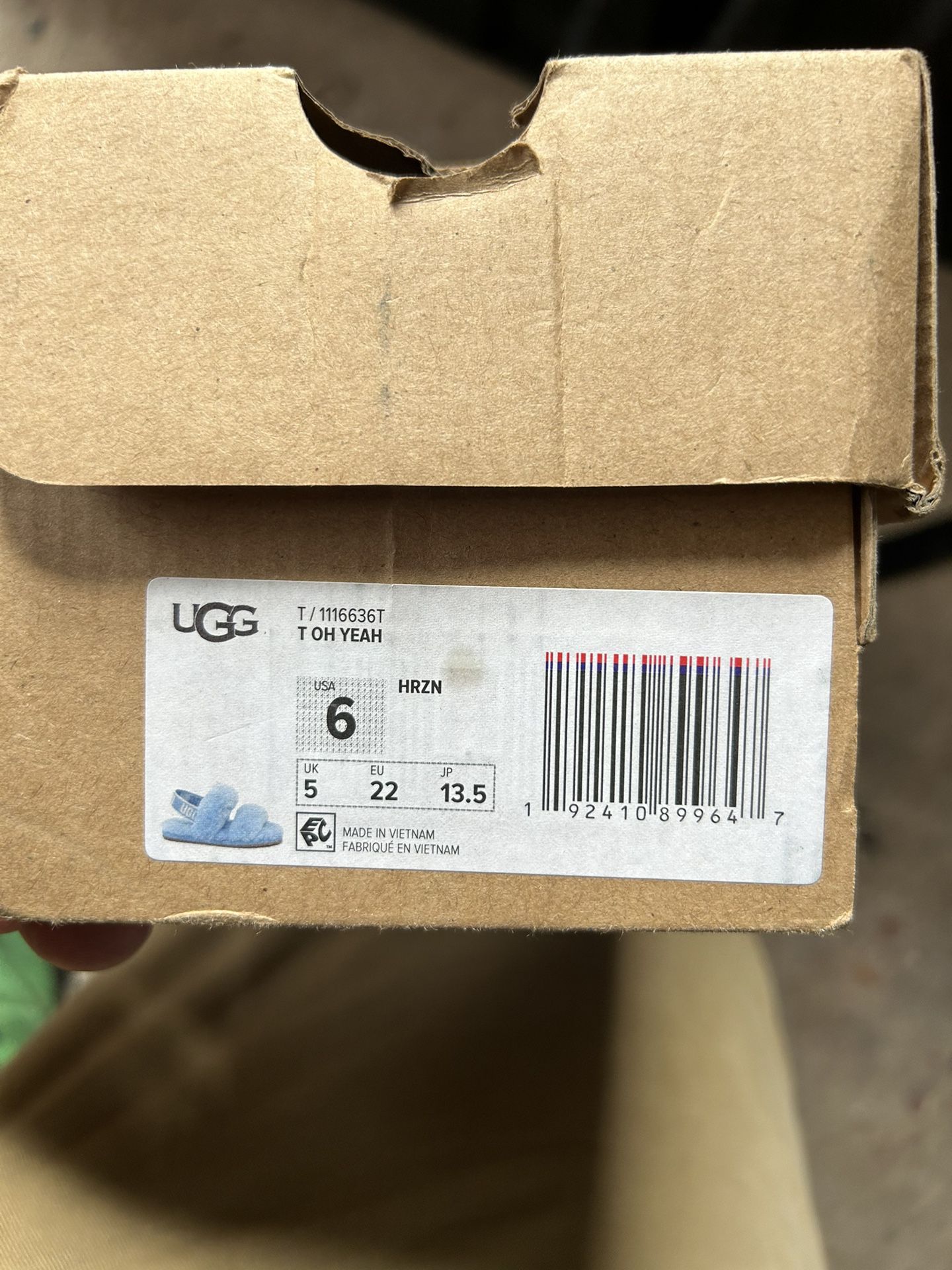 Size 6 Ugg’s 