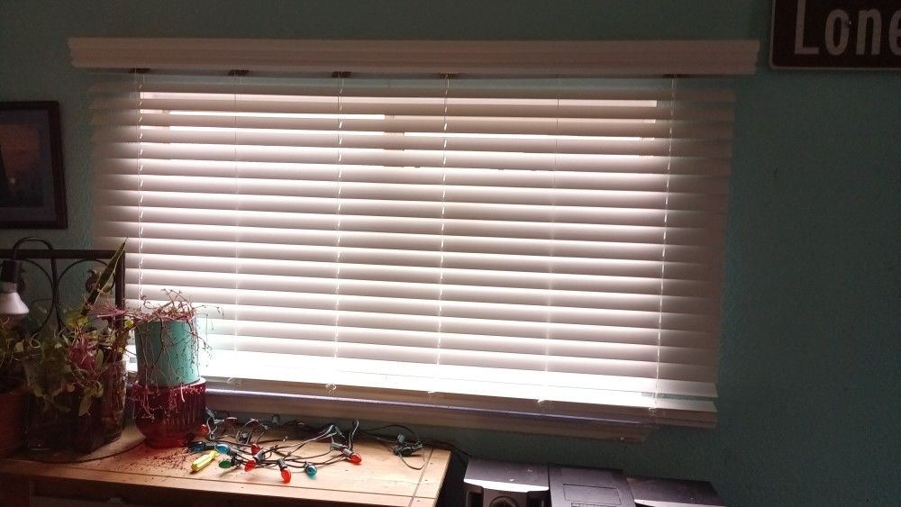 White Cordless Faux Wood Blinds NIB