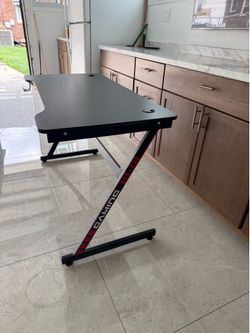 Gaming desk