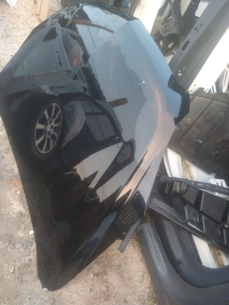 Black OEM Hood For Chevy Cruze It's 2011 To 2016